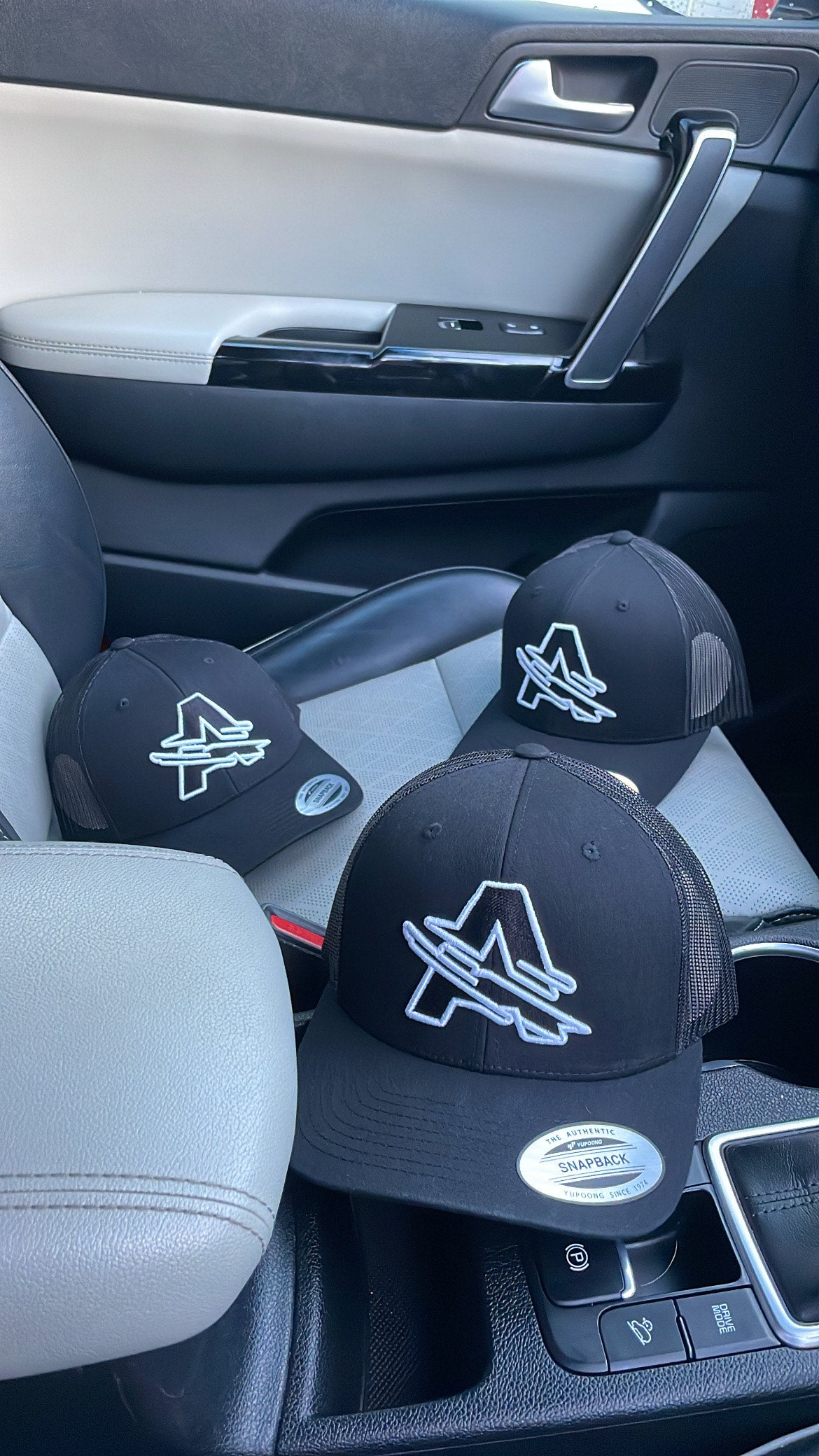 Black & White ASCENT Cap