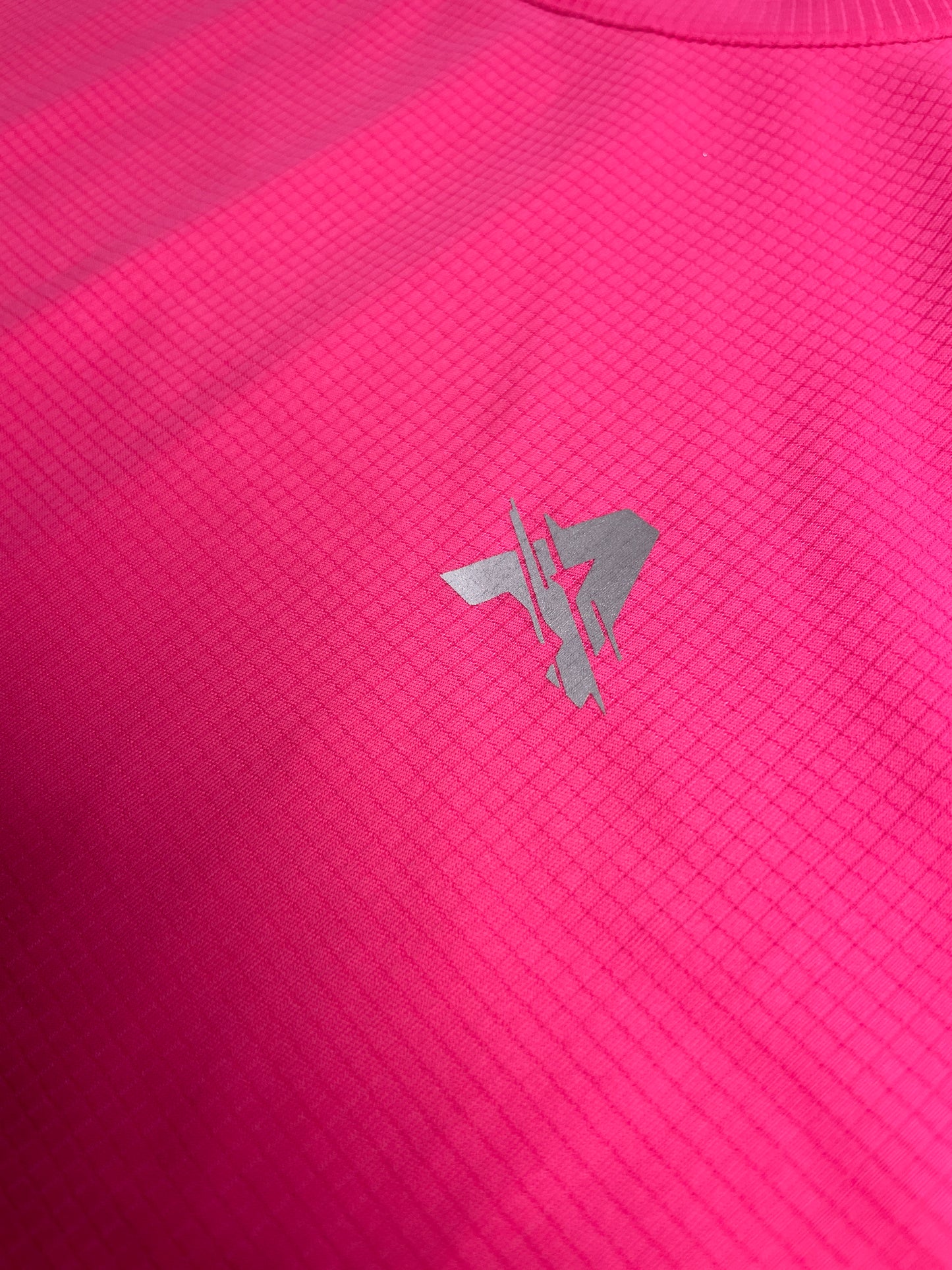 HOT PINK T~SHIRT
